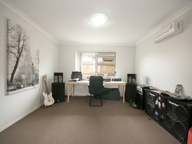 12 Shamrock Court, Chuwar QLD 4306