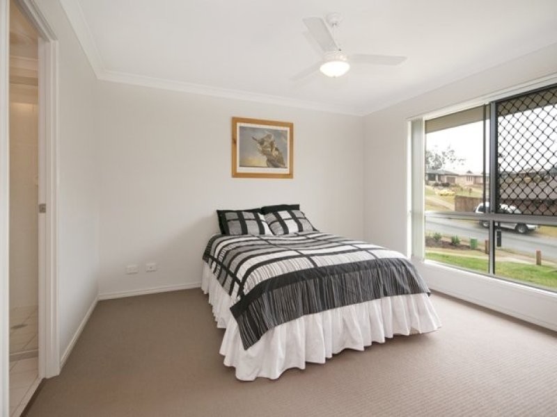 12 Shamrock Court, Chuwar QLD 4306