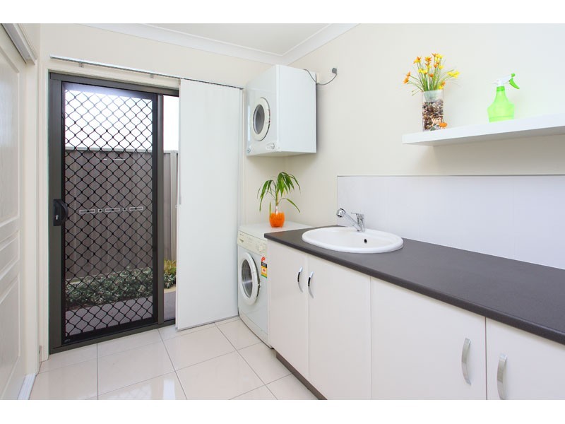 25 Shamrock Court, Chuwar QLD 4306