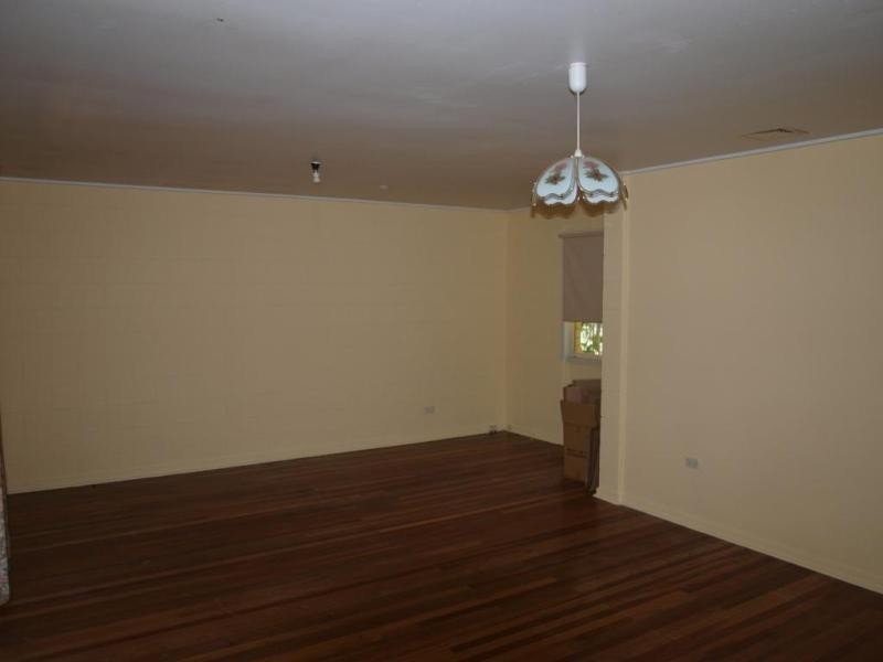 2 Avon Street, Leichhardt QLD 4305