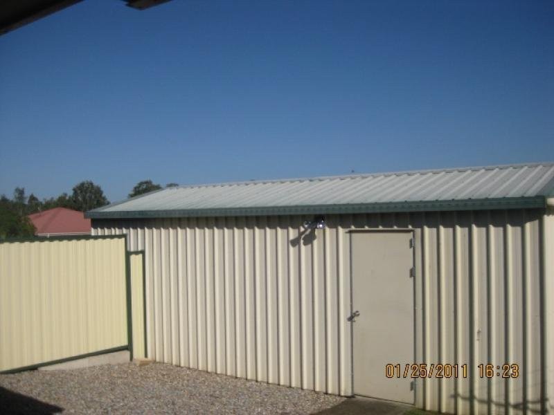 2 Des Arts Place, Wulkuraka QLD 4305