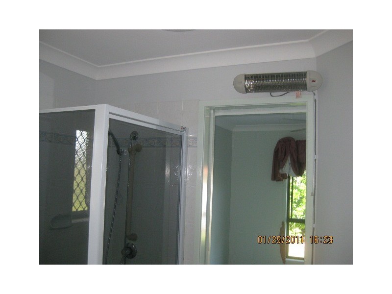 2 Des Arts Place, Wulkuraka QLD 4305