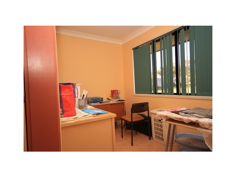 6 Bauer Street, Lowood QLD 4311