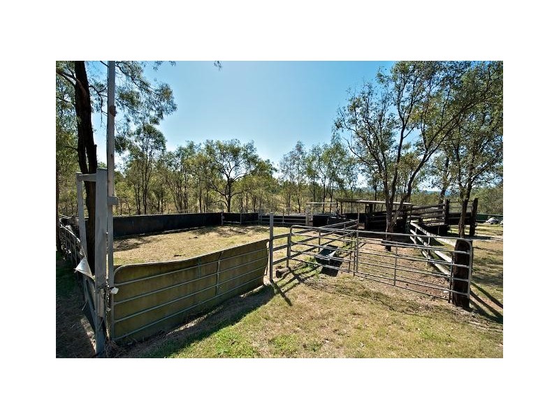 274 Steeleys Rd, Moombra QLD 4312