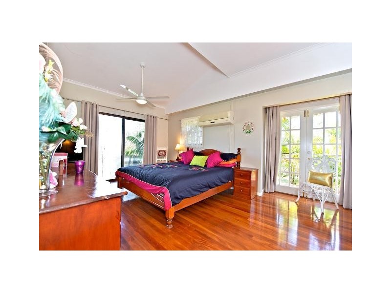274 Steeleys Rd, Moombra QLD 4312
