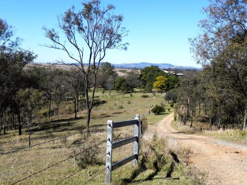 274 Steeleys Rd, Moombra QLD 4312