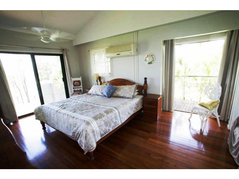 274 Steeleys Rd, Moombra QLD 4312
