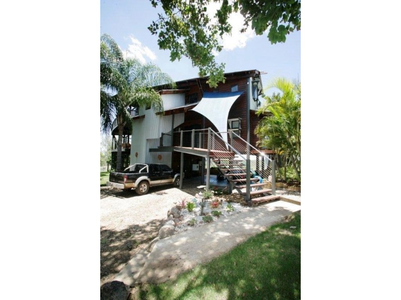 274 Steeleys Rd, Moombra QLD 4312