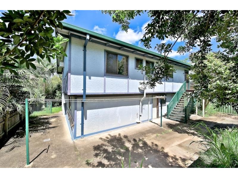 18 Ogilvie St, Bundamba QLD 4304