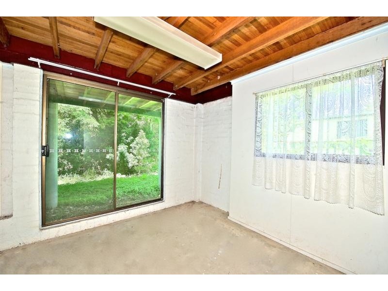 18 Ogilvie St, Bundamba QLD 4304