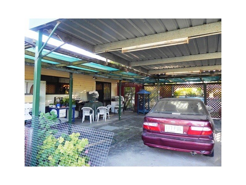 1 Carbine Rd, Spring Creek QLD 4343