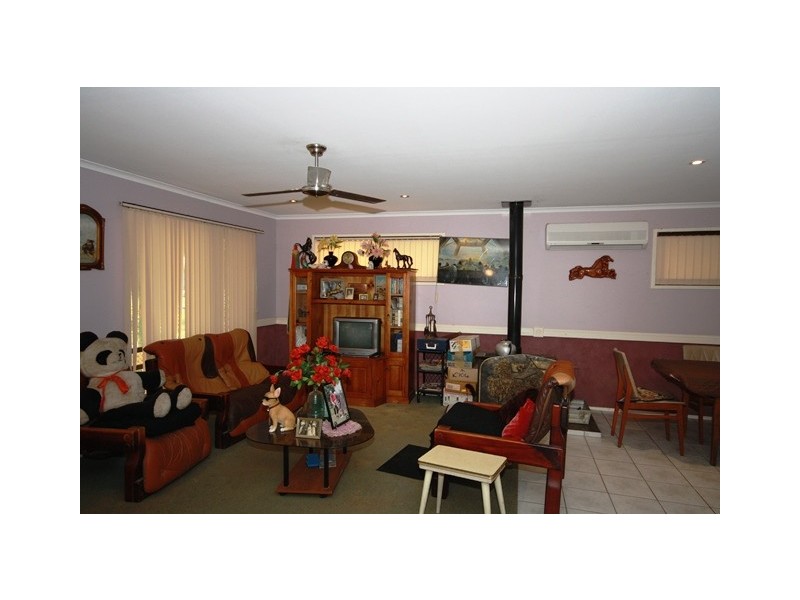 3 Marsilea Road, Fernvale QLD 4306