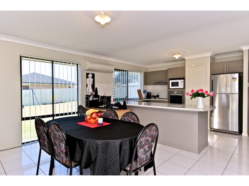 64 Titmarsh Cct, Fernvale QLD 4306