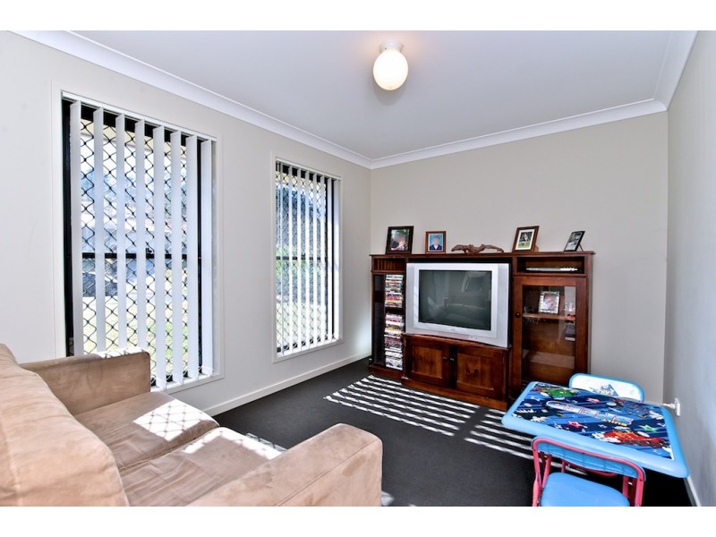 64 Titmarsh Cct, Fernvale QLD 4306