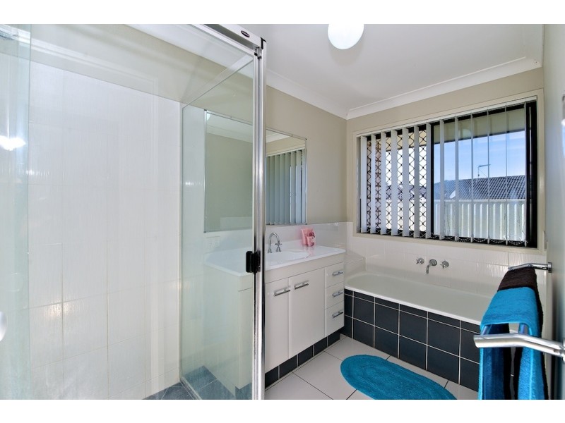 64 Titmarsh Cct, Fernvale QLD 4306