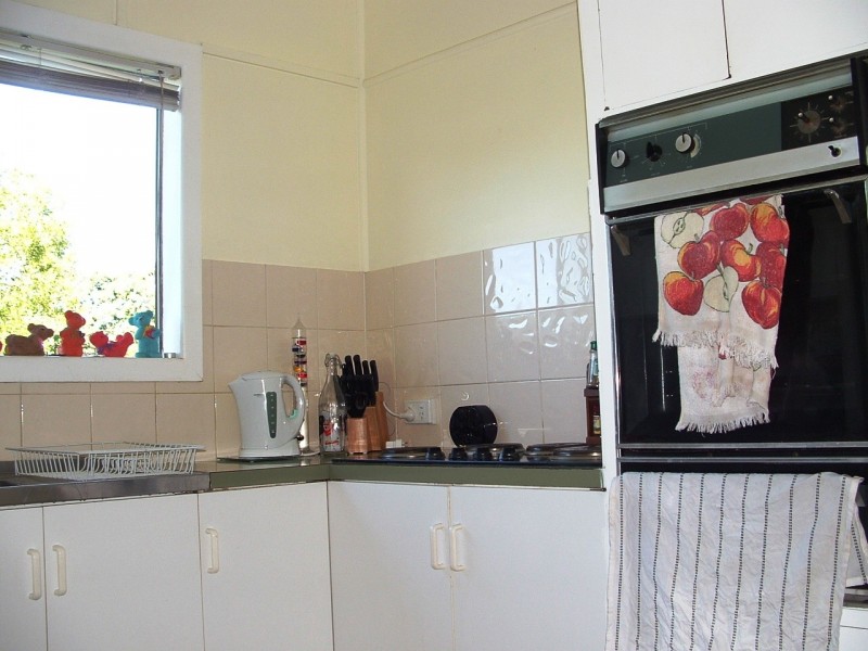 103 Railway St, Lowood QLD 4311