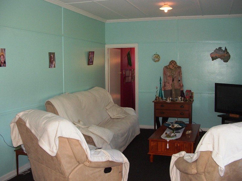 103 Railway St, Lowood QLD 4311