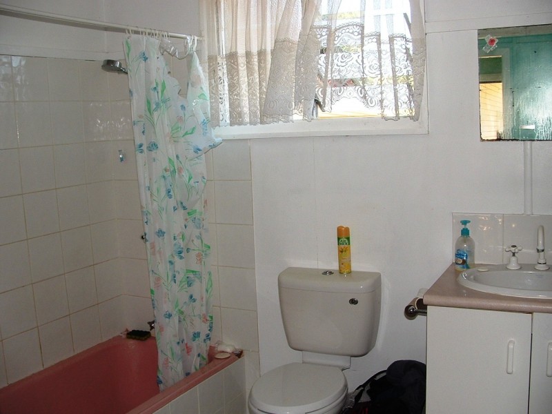 103 Railway St, Lowood QLD 4311