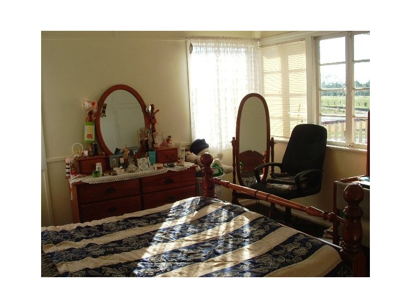 103 Railway St, Lowood QLD 4311