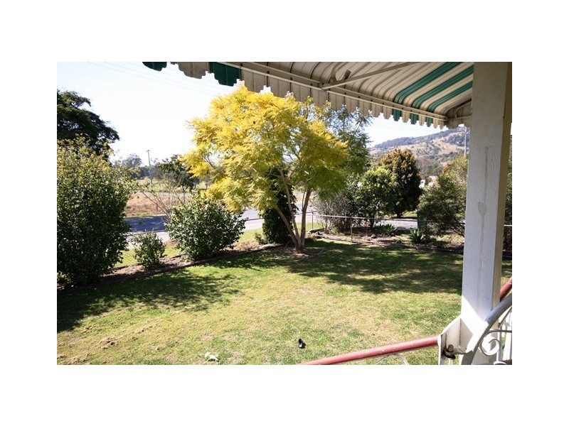 101 Railway Street, Lowood QLD 4311