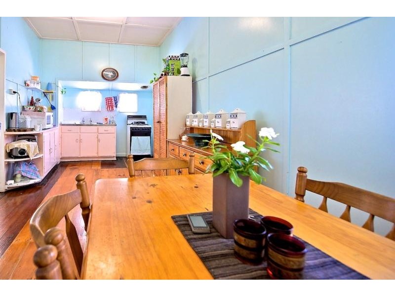 67 Downs Street, North Ipswich QLD 4305
