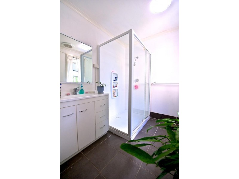 67 Downs Street, North Ipswich QLD 4305