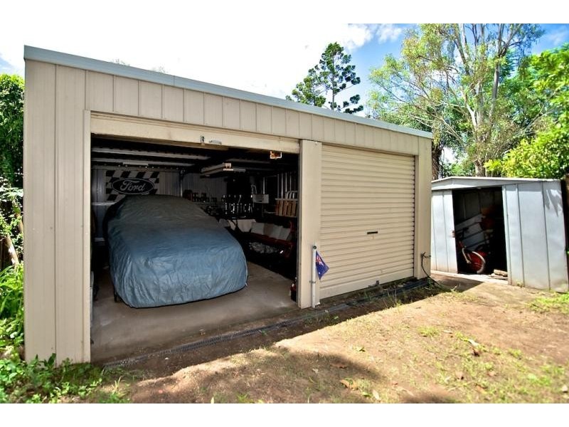 67 Downs Street, North Ipswich QLD 4305
