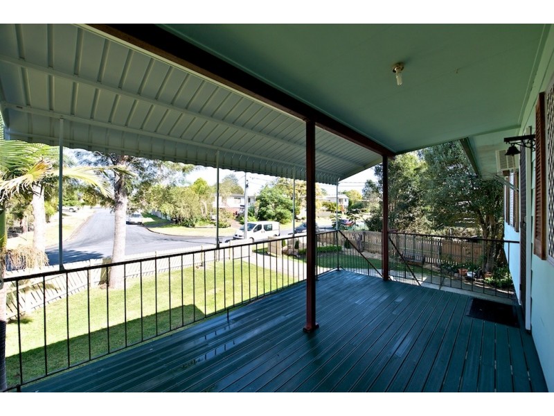 15 Prunda Parade, Raceview QLD 4305