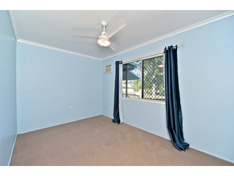 15 Prunda Parade, Raceview QLD 4305
