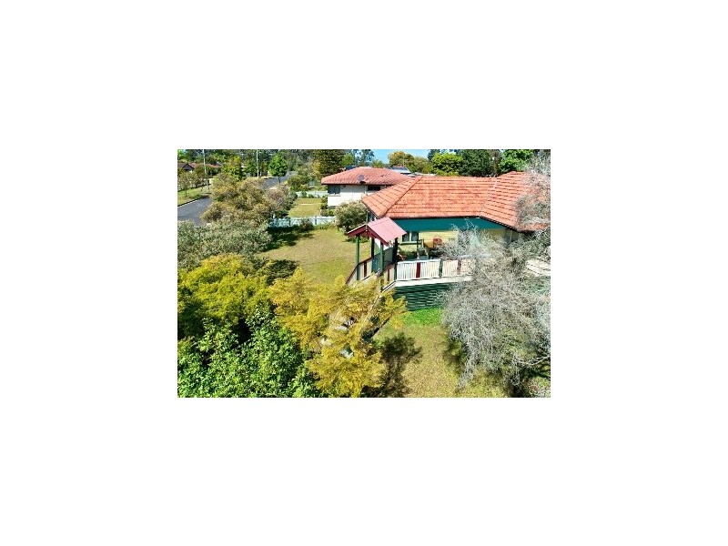 25 Baillieston Street, Leichhardt QLD 4305
