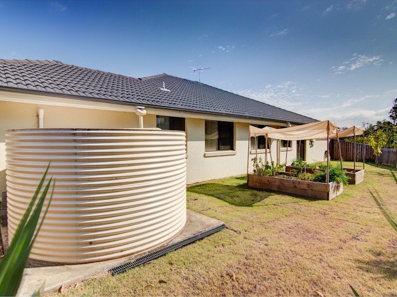 2 Bolingbroke Street, Fernvale QLD 4306