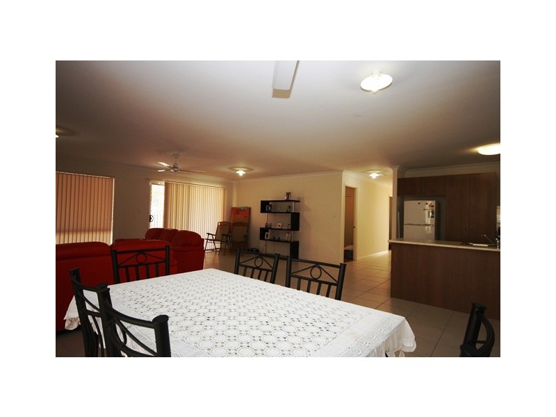 4 Willowood Place, Fernvale QLD 4306