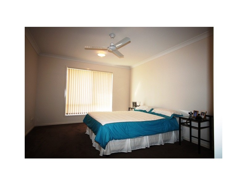 4 Willowood Place, Fernvale QLD 4306