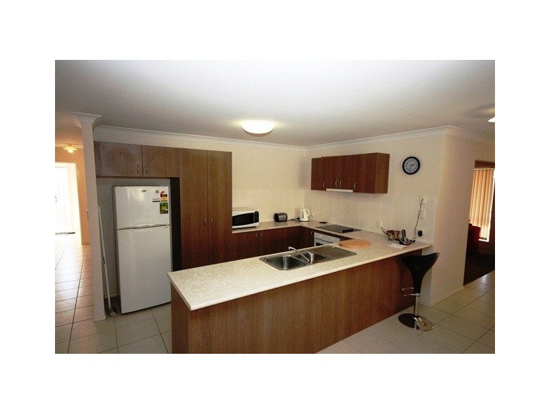 4 Willowood Place, Fernvale QLD 4306