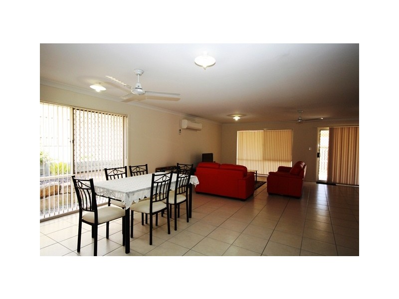 4 Willowood Place, Fernvale QLD 4306