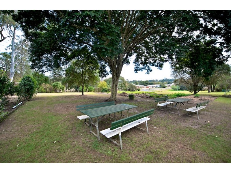 18 Pommer Street, Brassall QLD 4305