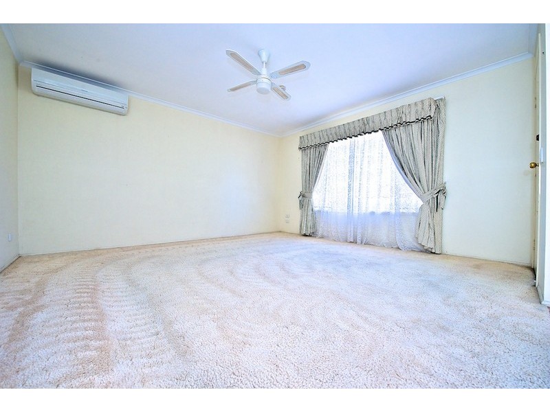 Unit 2/112 B Robertson Road, Ipswich QLD 4305