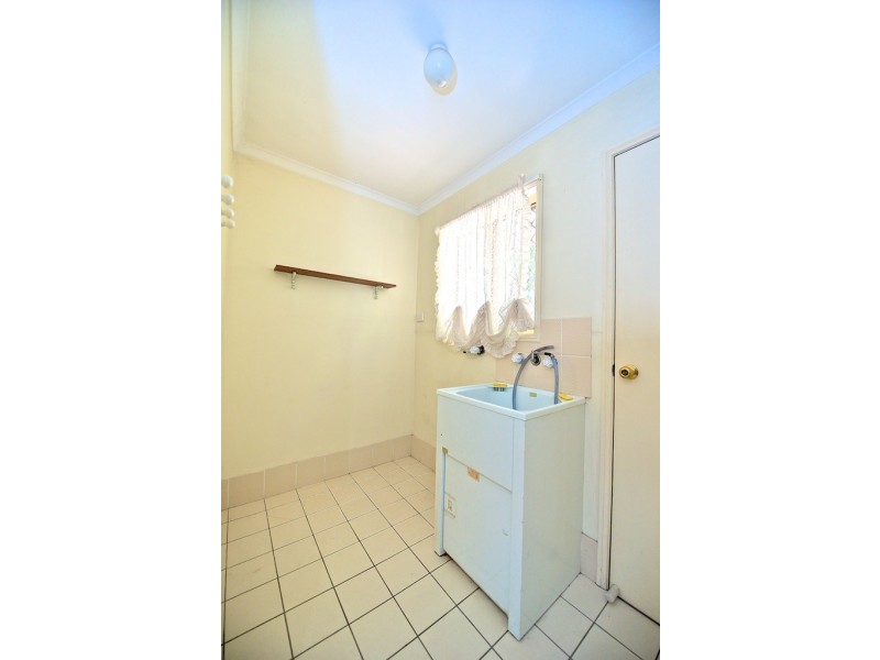 Unit 2/112 B Robertson Road, Ipswich QLD 4305