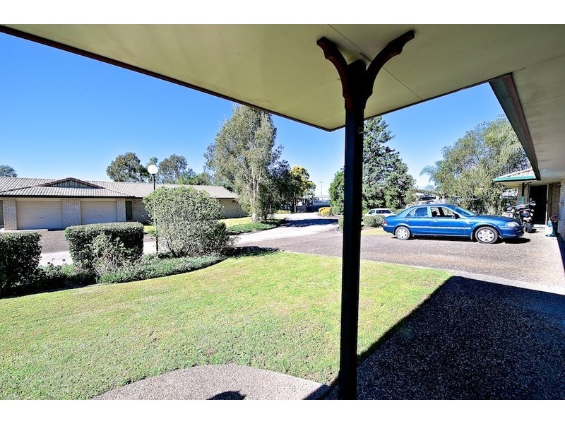 Unit 2/112 B Robertson Road, Ipswich QLD 4305