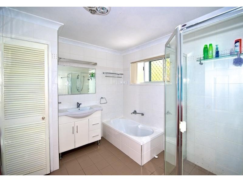 75 Crewe Street, Mount Gravatt East QLD 4122