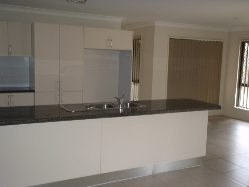 22 Barnes Court, Redbank QLD 4301