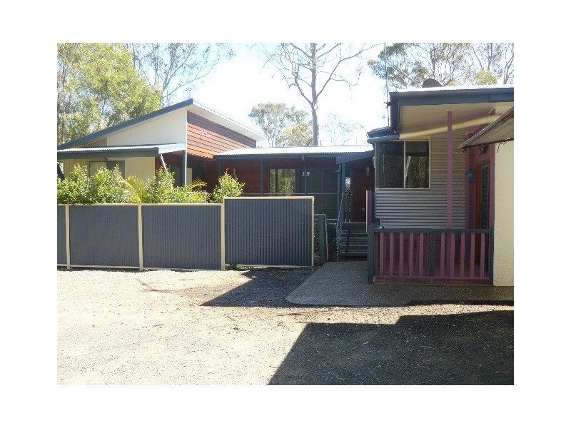 443 Brisbane Valley Highway, Pine Mountain QLD 4306