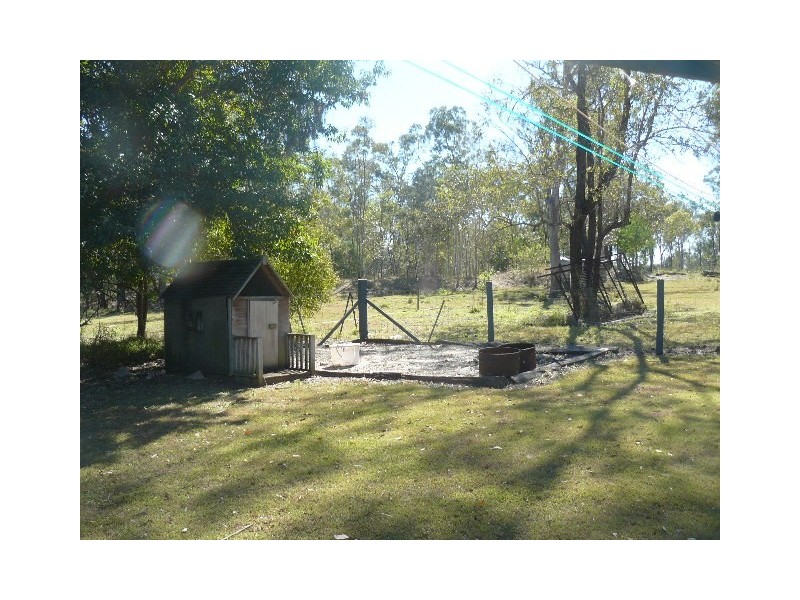 443 Brisbane Valley Highway, Pine Mountain QLD 4306