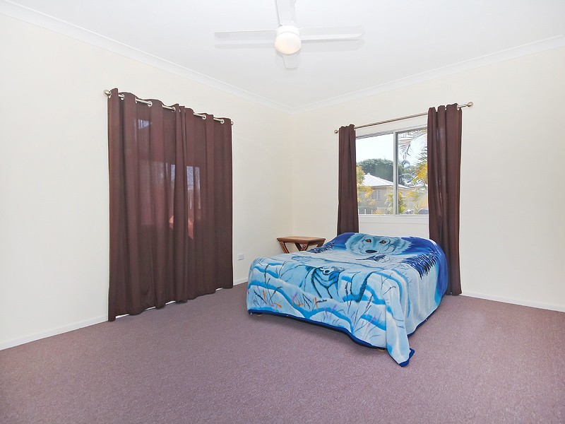 3 Gomer Street, Booval QLD 4304