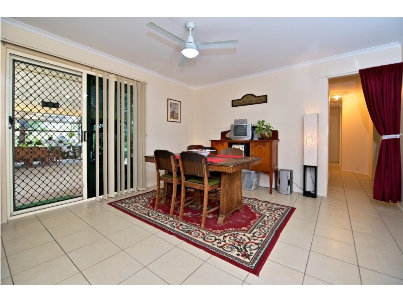 1 Bertrand Ave, Kensington Grove QLD 4341