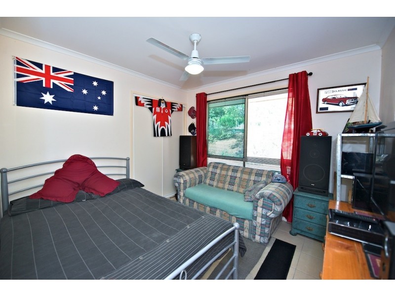 1 Bertrand Ave, Kensington Grove QLD 4341