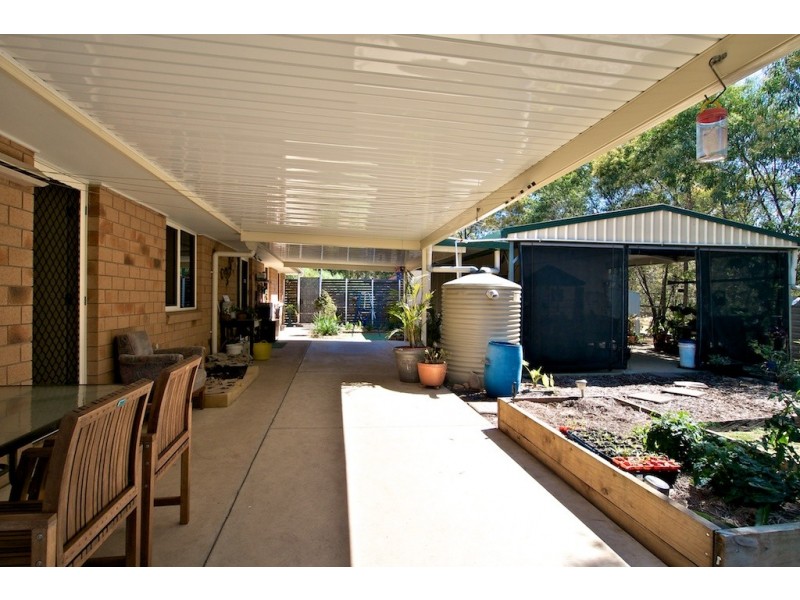 1 Bertrand Ave, Kensington Grove QLD 4341