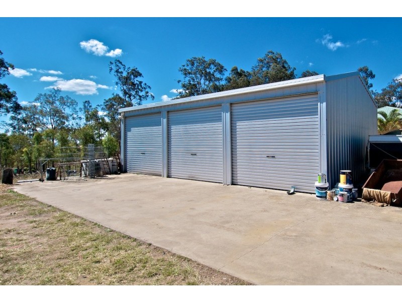 1 Bertrand Ave, Kensington Grove QLD 4341