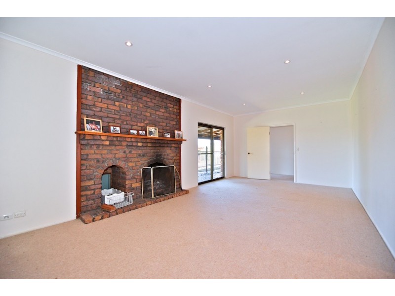 Lark Hill QLD 4306
