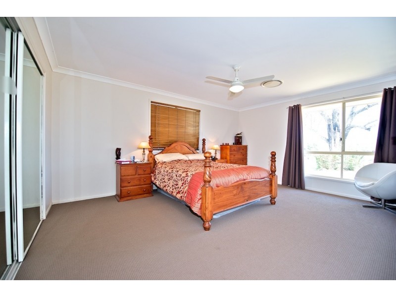 24 Reinbotts Rd, Lowood QLD 4311